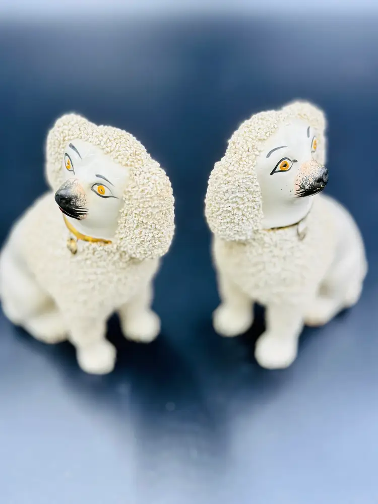 Antique English Staffordshire Mantle Poodle HTF 