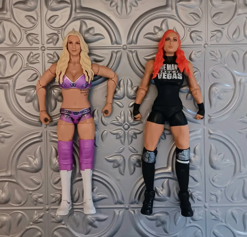 Becky Lynch Charlotte Flair 2 WWE Action Figure lot MATTEL wrestling