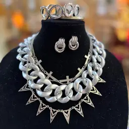 A#16 And 30 - Silver Thorny Chain And Cross Lot