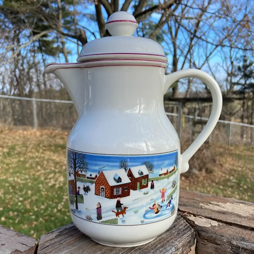 Villeroy & Boch, Naif Christmas Village Scene, Porcelain Coffee Pot. Made In Luxembourg. Artwork Signed Laplau. 9.5”h. *read