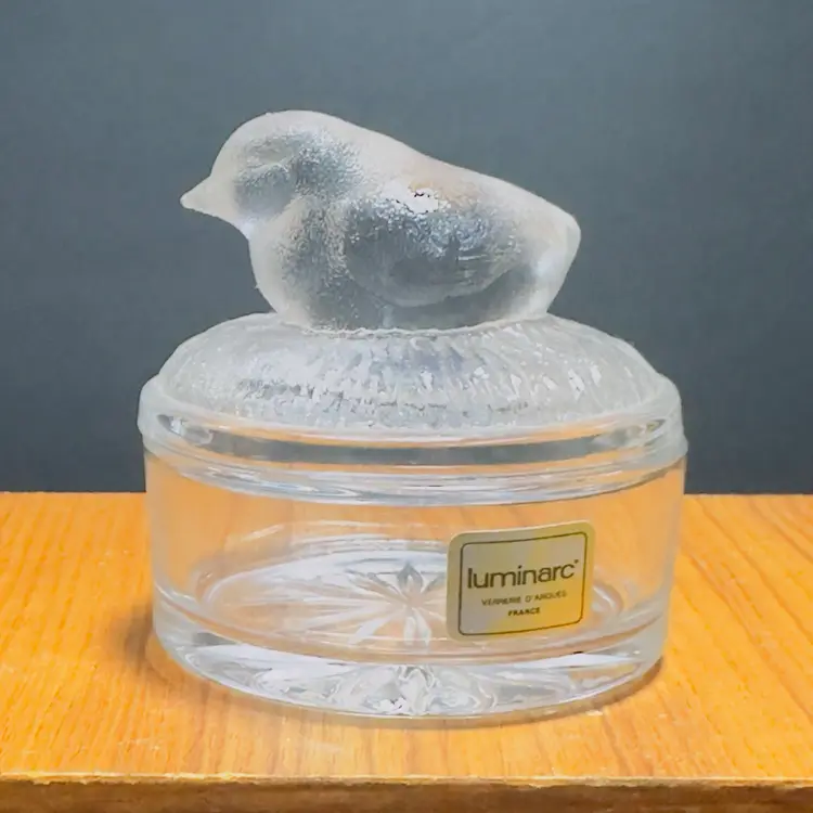 #1392 Luminarc Bird Trinket Oval Molded Glass Box Baby Chicken
