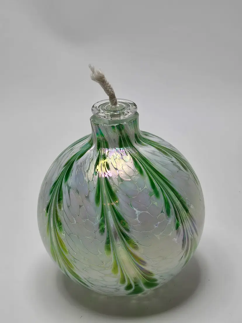 Traditions Iridescent Glass Oil Lamp Green White Feathered And Fritz Orb NWOT