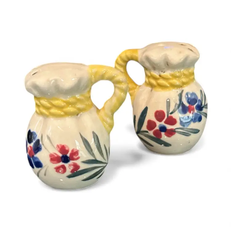 Vintage Japan Floral Salt And Pepper Ceramic Shakers