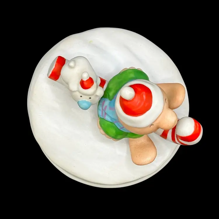 Ziggy “Christmas Is Sharing” Bisque Figurine Decor 2.25”