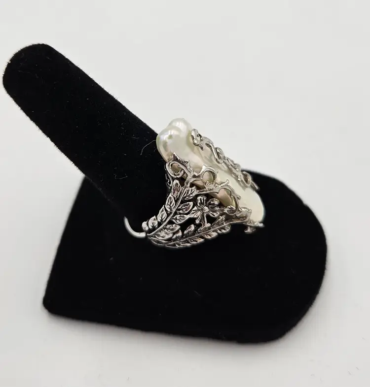 CFJ Thailand 925 Mother of Pearl Ring Size 7