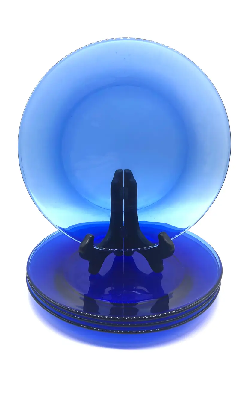 Four Gorgeous Deep Blue Cobalt Salad Lunch Dessert Plates Entertainment