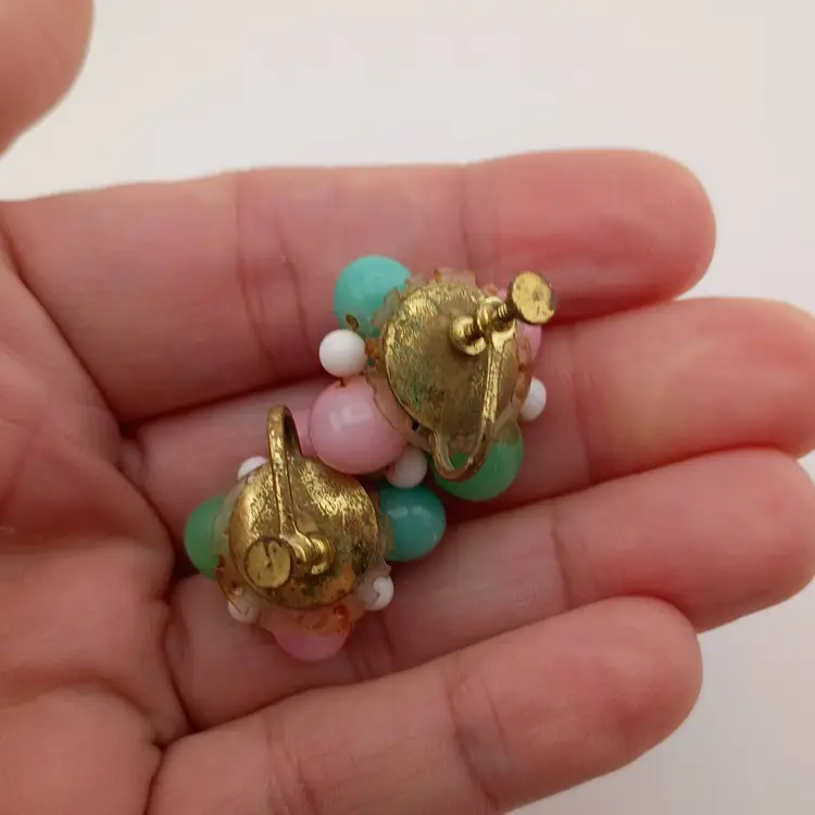Vintage screwback earrings