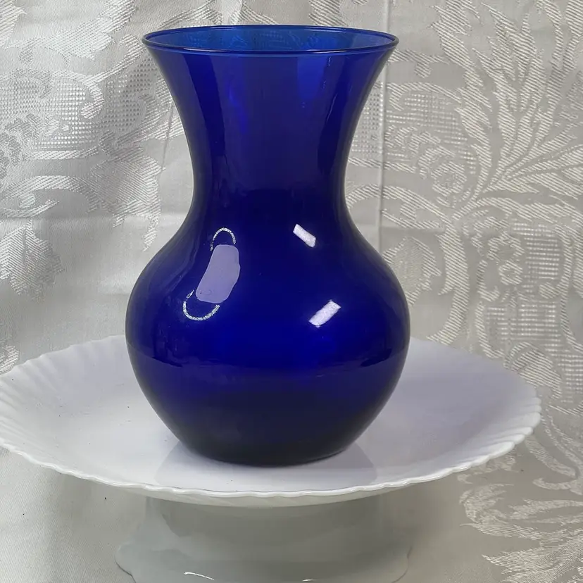 Vintage Cobalt Blue Flared Blown Vase 7.25" X 4.5"