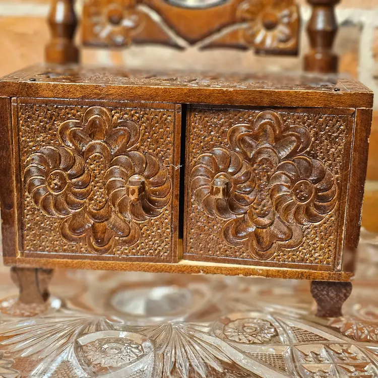 Vintage Hand-Carved Wooden Mini Doll Vanity Dresser with Mirror Floral Design