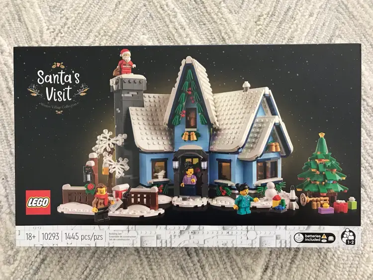 LEGO Icons 10293 Santa’s Visit. BRAND NEW/SEALED/IN HANDS