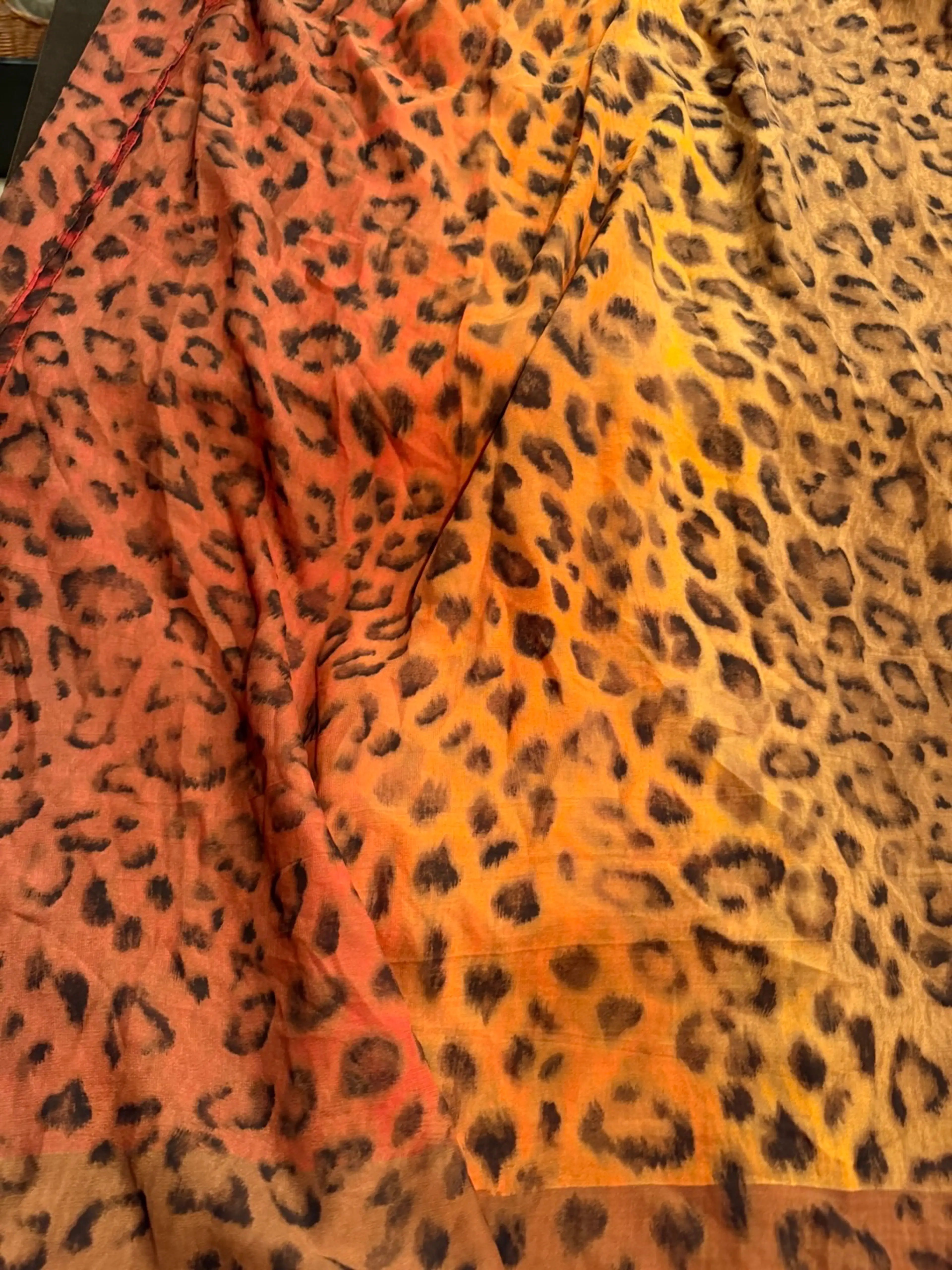 Image 3 of 6