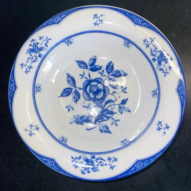 Brunelli Made in Italy Blue & White Floral Scroll Small Bowls (5)