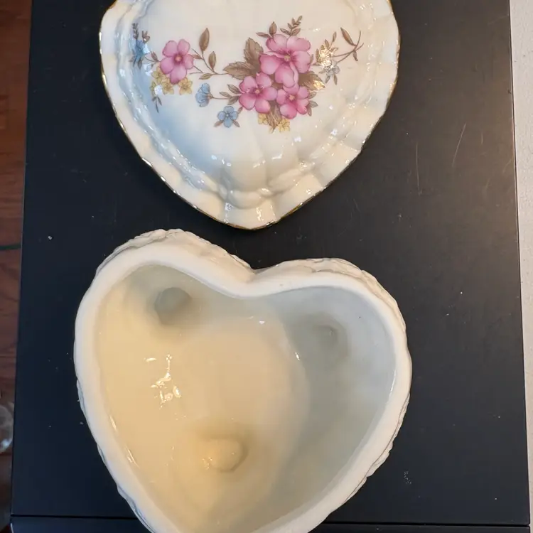 Porcelain Heart Shaped Floral Footed Trinket Dish