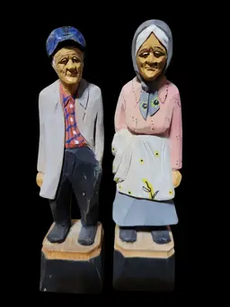 Canadian folk art hand carved by agnes dube 2 figurine 6.5" t x 2" w