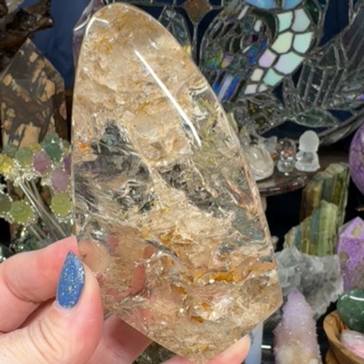 Self Healing Quartz w/ Rainbows