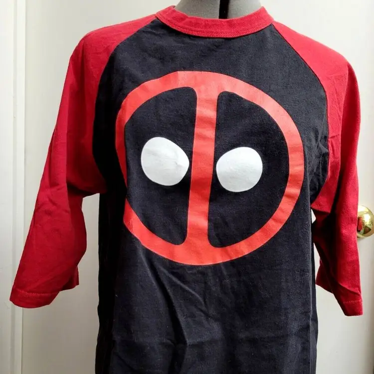 Marvel Comic's Deadpool Shirt 3/4th Sleeve Baseball Shirt Size Large
