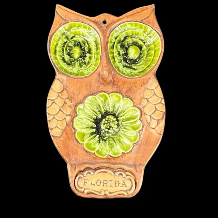 Vintage Owl Spoon Rest  Wall Decor Hanging Trinket Dish Green Florida Faux Wood Treasure Craft USA 1970s