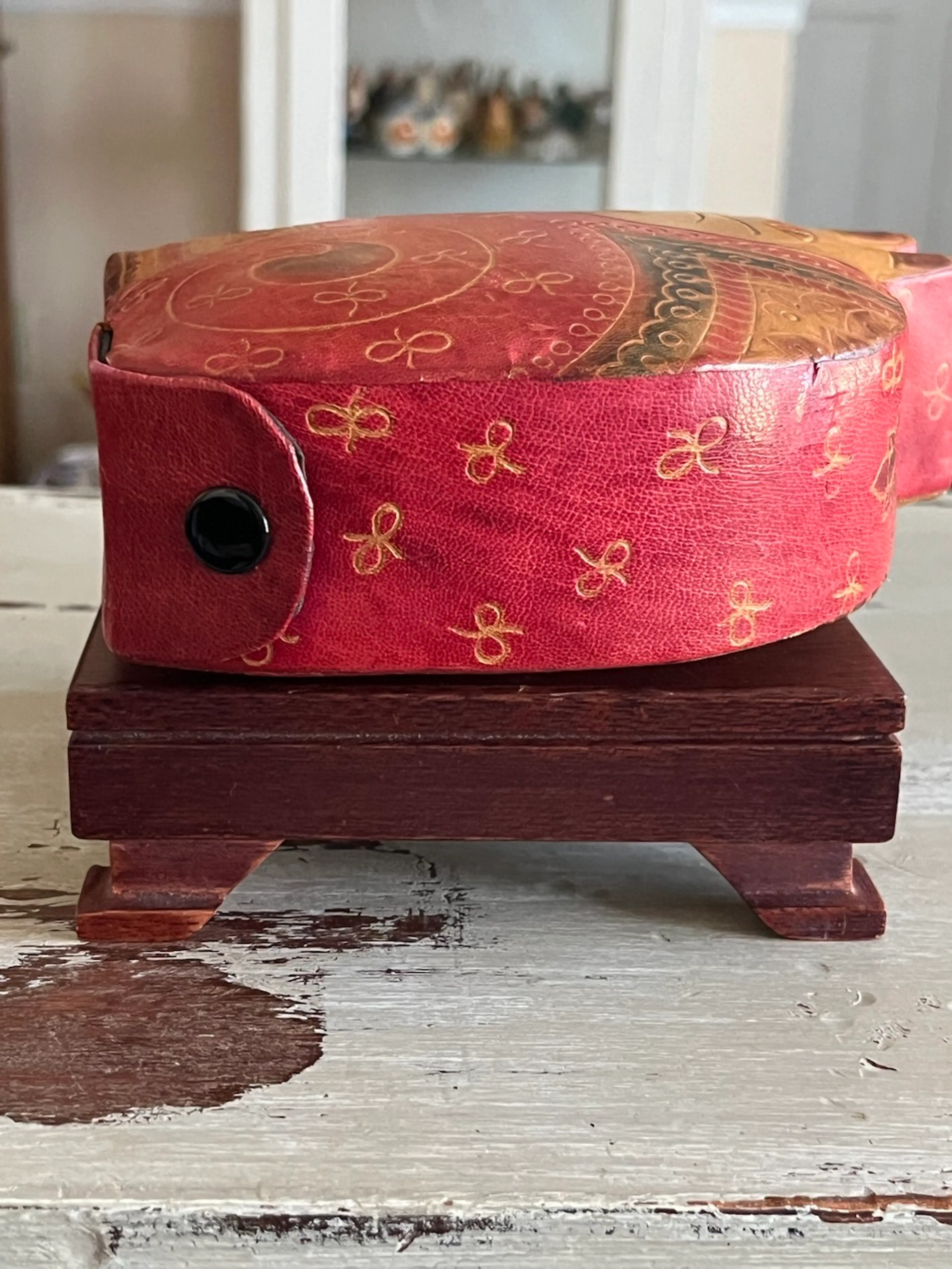 Image 4 of 5