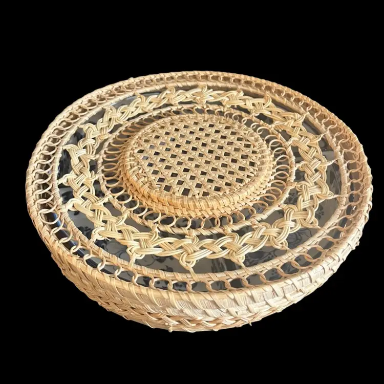 Amazing- Blue & White- Ceramic Divided Serving Set with Rattan Basket & Lid – 5 Pieces- Vintage- 12.5” Diameter, 2.5” H Basket- 3x7.5 Outer Pieces, 4.5” Diameter Center Bowl