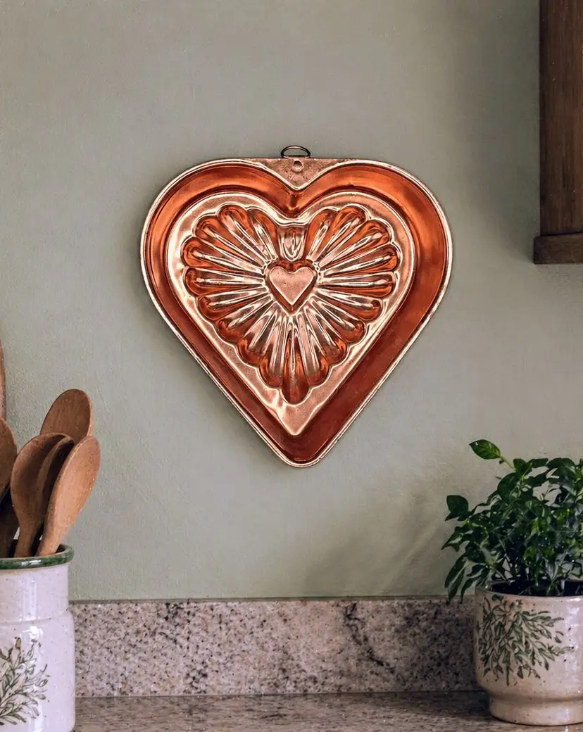 Vintage Heart Shaped Copper Gelatin Mold 6.5" x 6.5" x 2.5" Country Farm Cottage