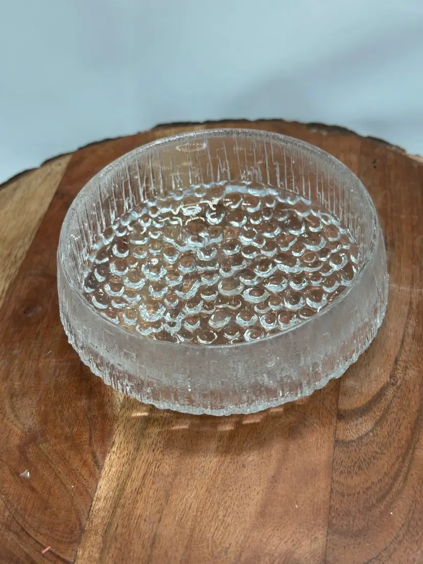 IITTALA FINLAND Ultima Thule Crystal Glass Footed Berry Bowl SCANDINAVIAN