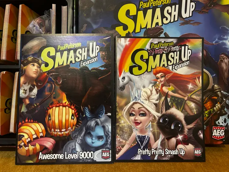 Smash Up + 2 expansion