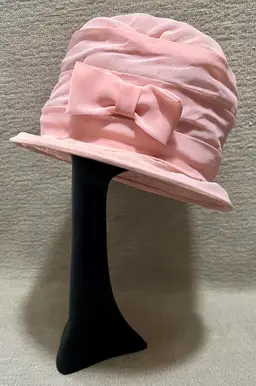Vtg Womens Cloche Tea Party Hat Soft Pink Chiffon Woven Ribbon Bow Union Made