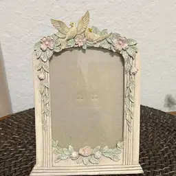 Dove & Floral Picture Frame 4x6