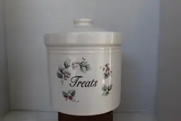 PFALTZGRAFF TEA ROSE “TREATS” CANISTER