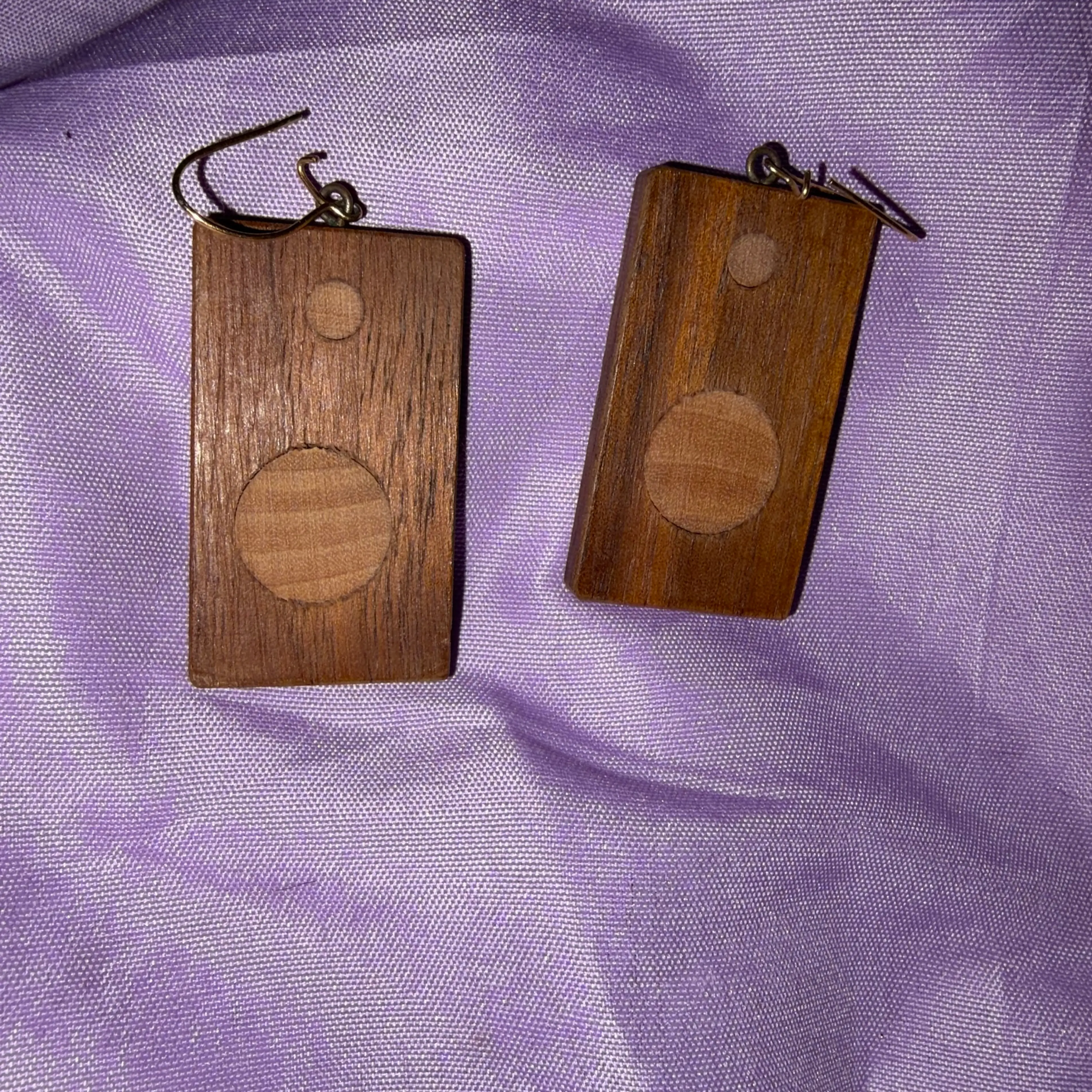 Image 2 of 3