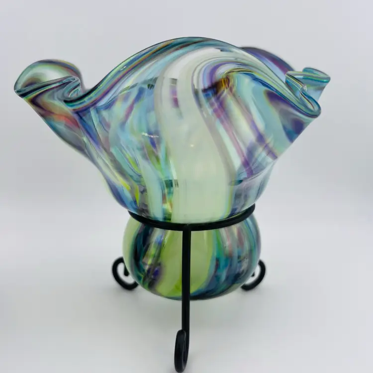Signed Garcia Art Glass Handblown Swirly Vase Set In Metal Stand 6”x 6”