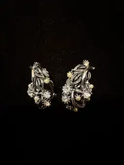 Vintage rhinestone and faux pearl clip-on earrings