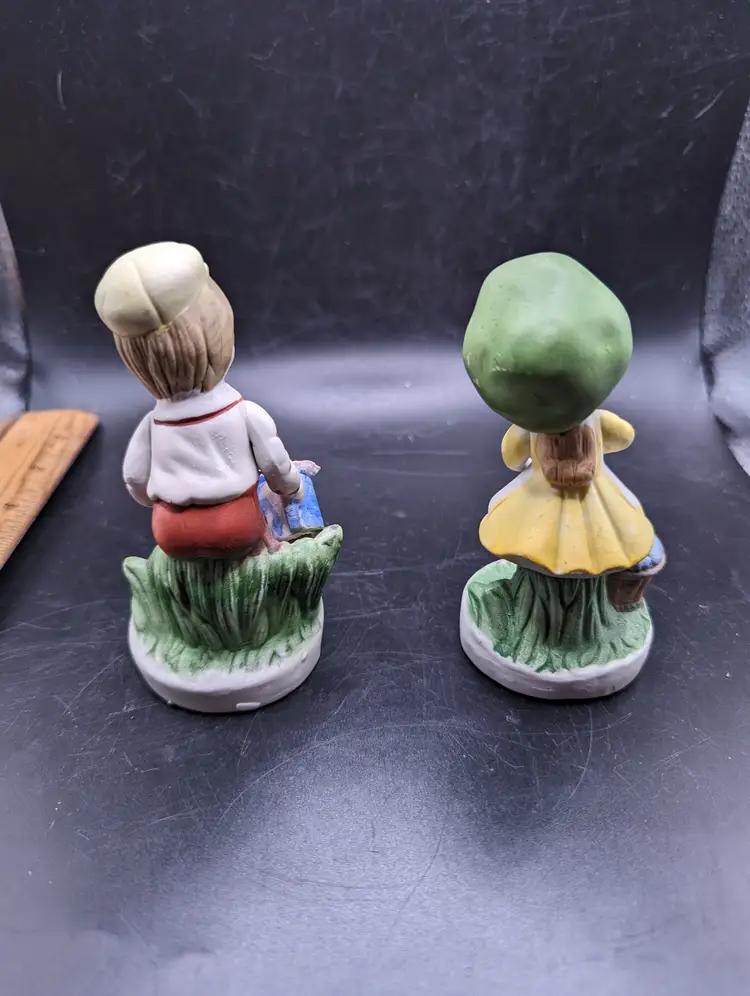 Vintage Lot of 2 Porcelain Boy And Girl Figurines Made in Korea