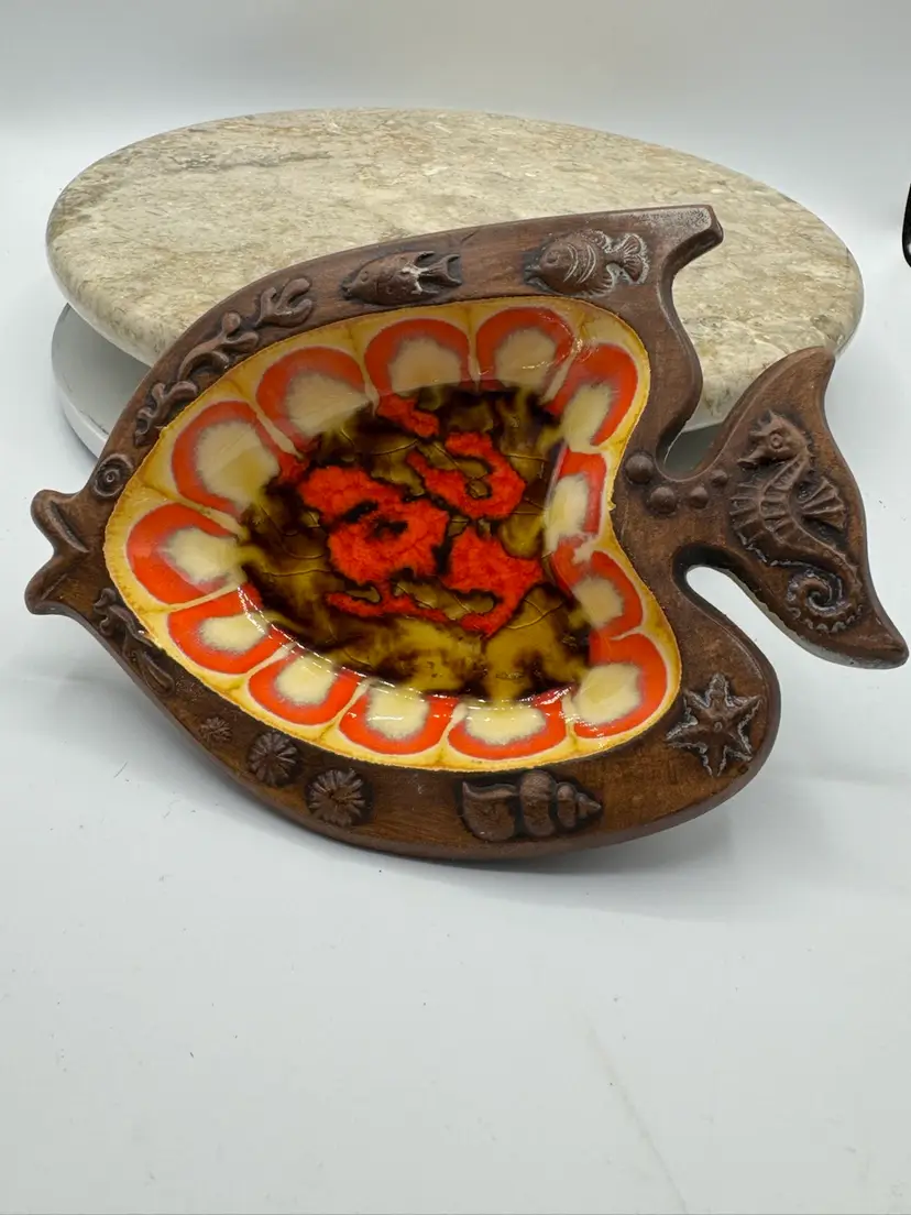 Treasure Craft Fish Dish MCM GORGEOUS