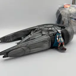 Predator Badlands Ship