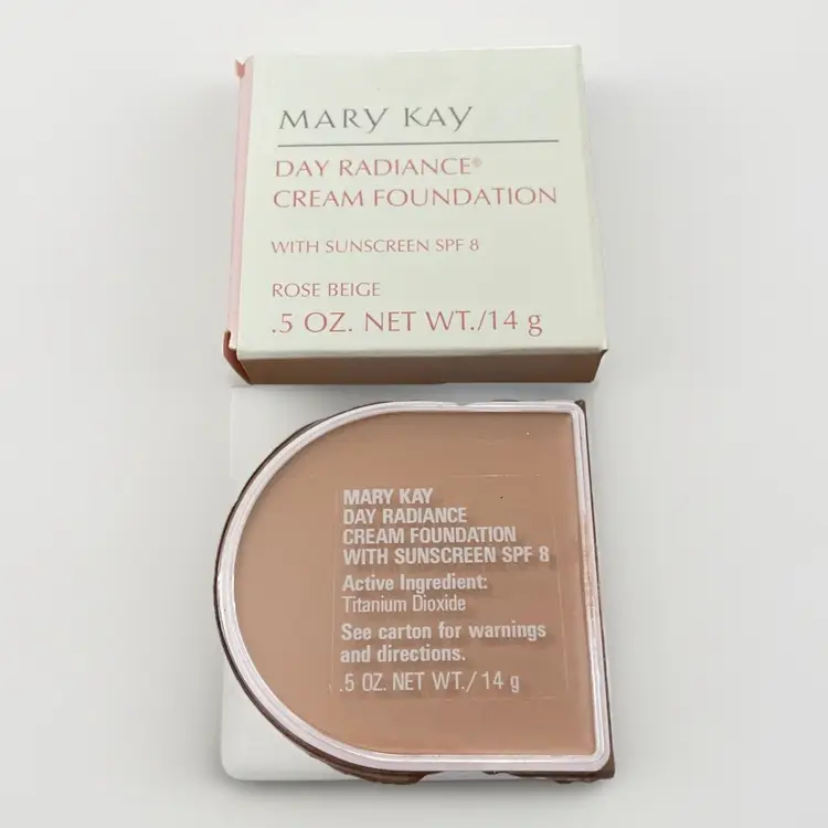 Mary Kay Day Radiance Cream Foundation Rose Beige 1501 SPF 8 NOS Retired