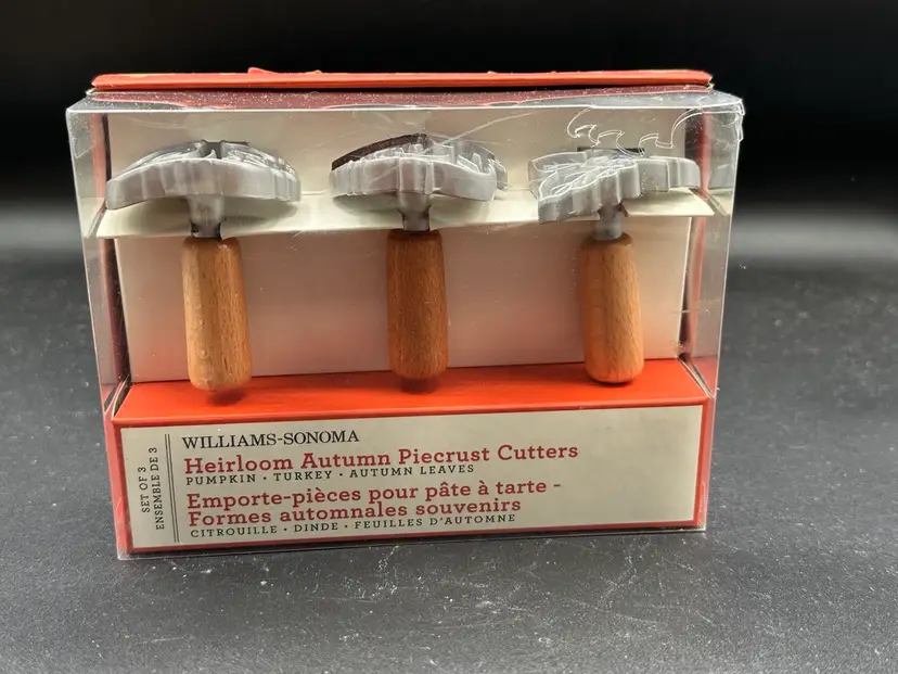 Brand NEW William Sonoma Heirloom -Autumn- Piecrust Cutters -SET OF THREE-