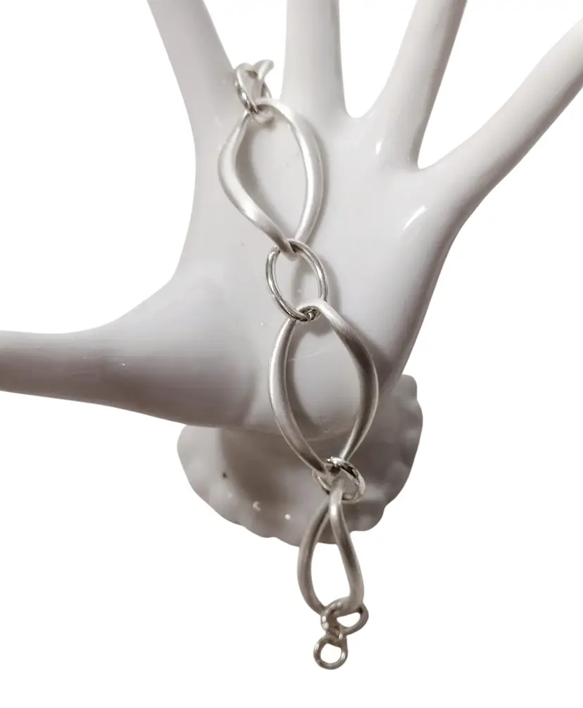 Etienne Aigner Brushed Silver Tone Chain Link Bracelet 8.5" Marked READ