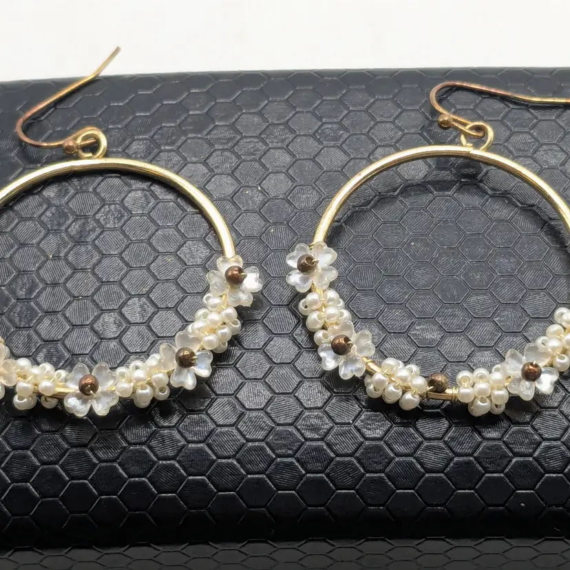 Gold Tone White Beaded Flower Hoop Earrings