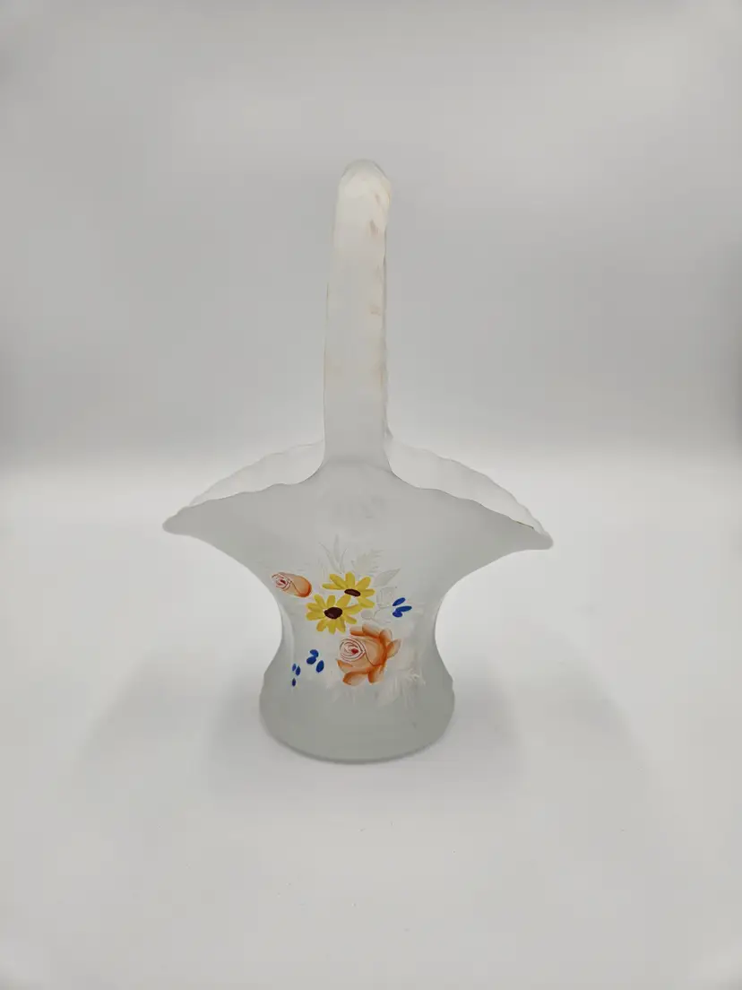 #TR41 Westmoreland Satin Floral Basket