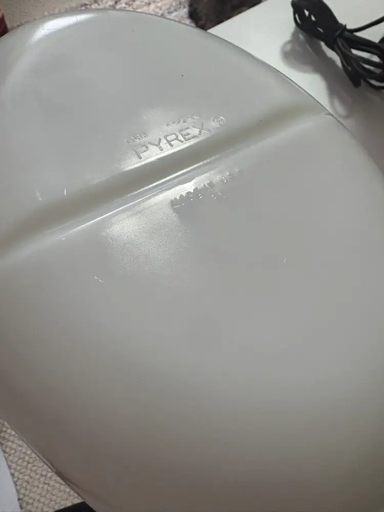 Pyrex Divided Dish