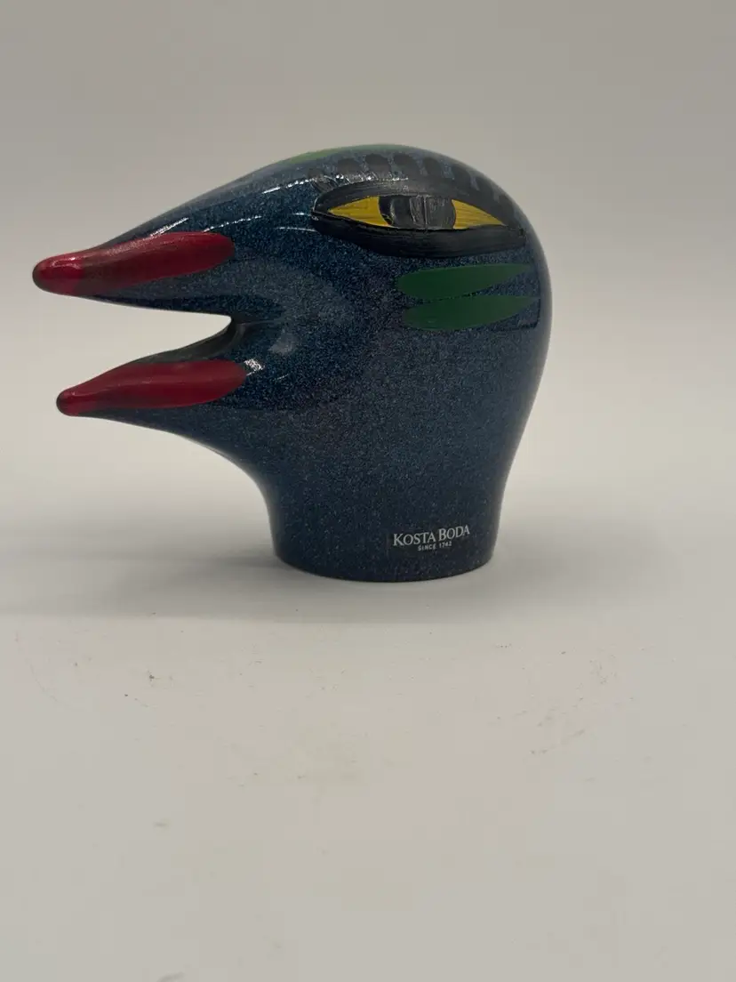 Kosta Boda Ulrica Hydman Vallien Glass Birdy Sculpture Signed & numbered