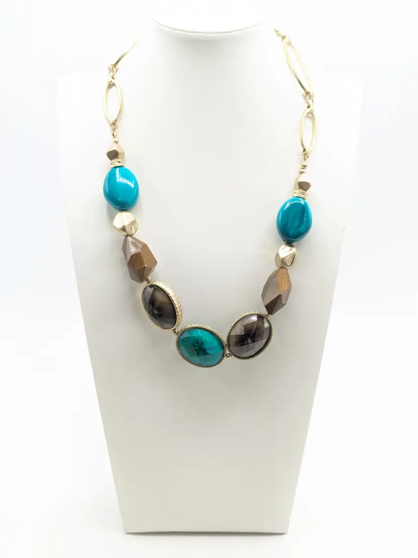 Chunky Gold Tone Glass and Acrylic Turquoise Color Necklace