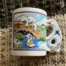 Goose Handle Mug, Ceramic Made In Japan 1980s Granny Core Cottage Core