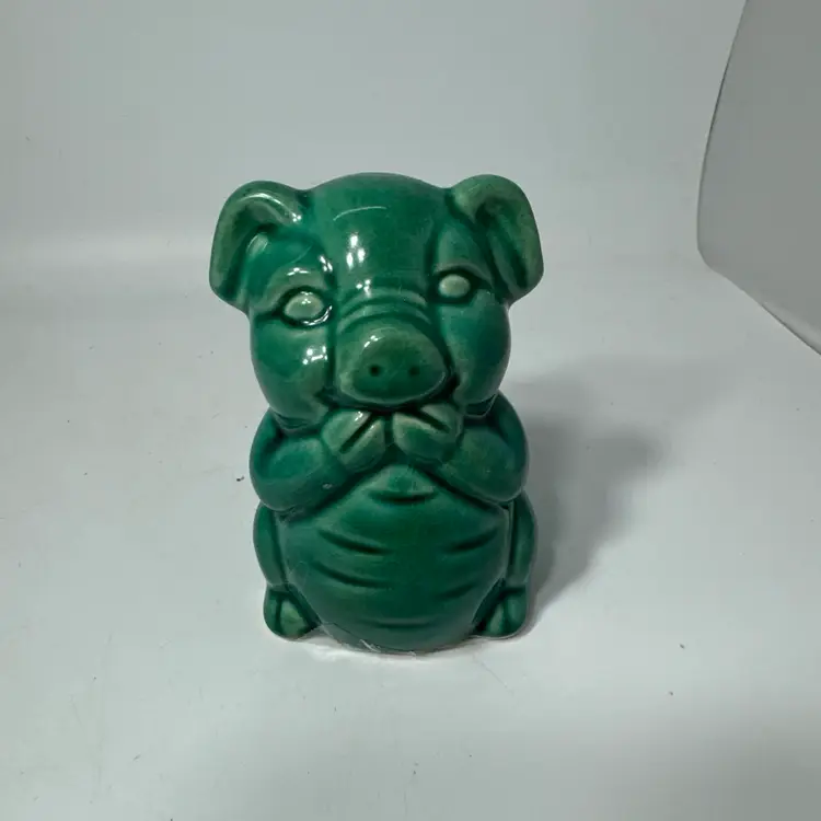 Green Pig “Say No Evil”