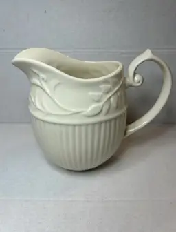 I Godinger & Co Beige Large Porcelain Creamer Ribbed w/Vine & Leaf Pattern
