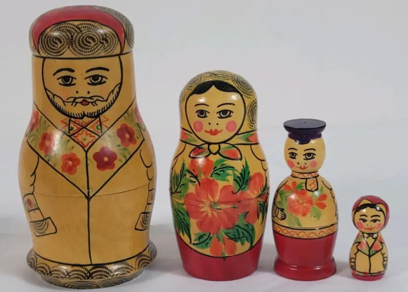Vintage 1960s Made in the USSR Four (4) Piece Matryoshka Peasant Family Nesting Dolls - 5 Inches Tall