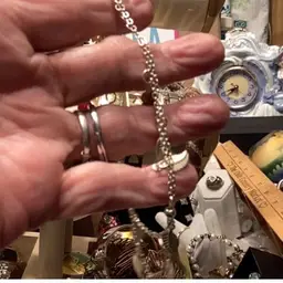 Silver Toned Leafy Bracelet