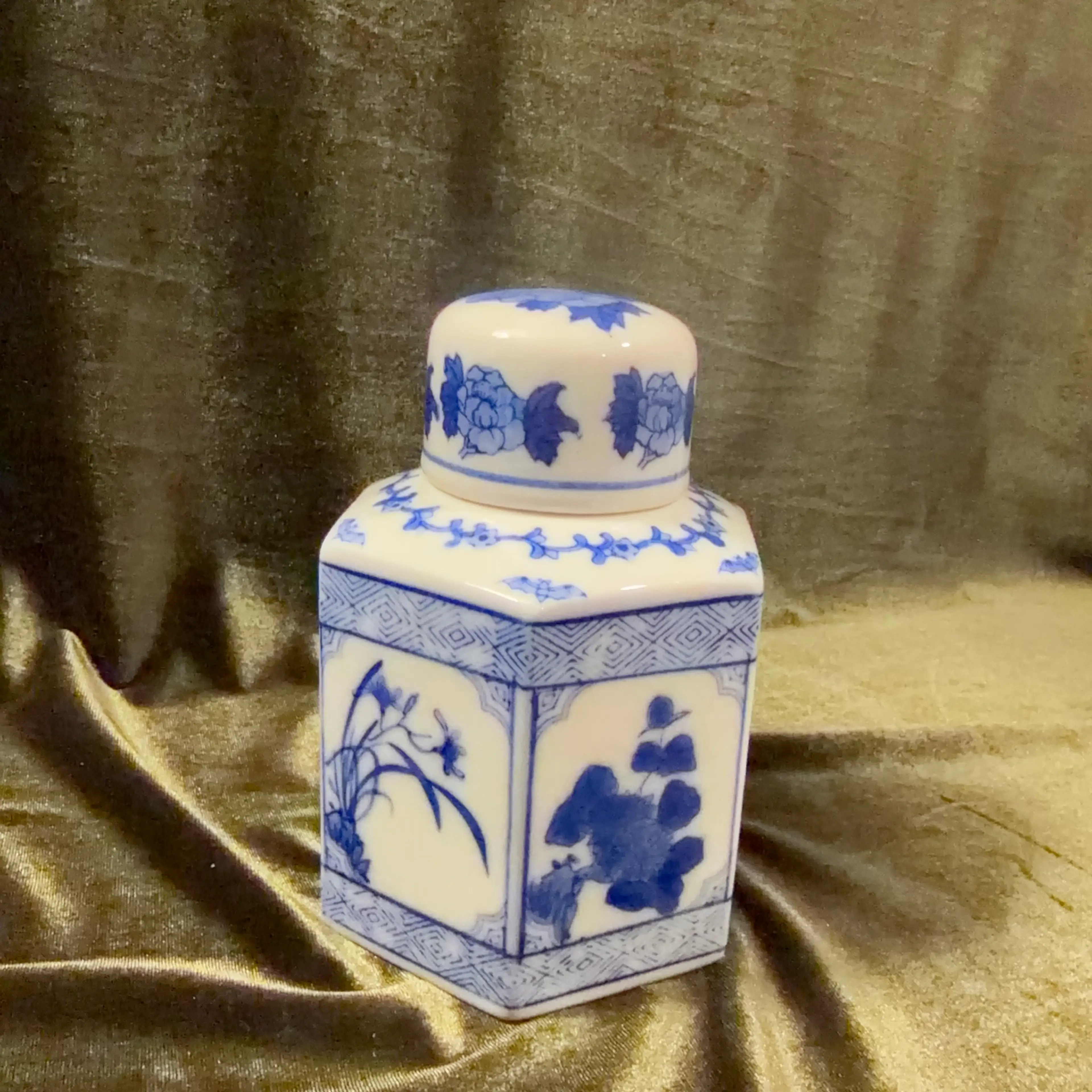 Image 3 of 9