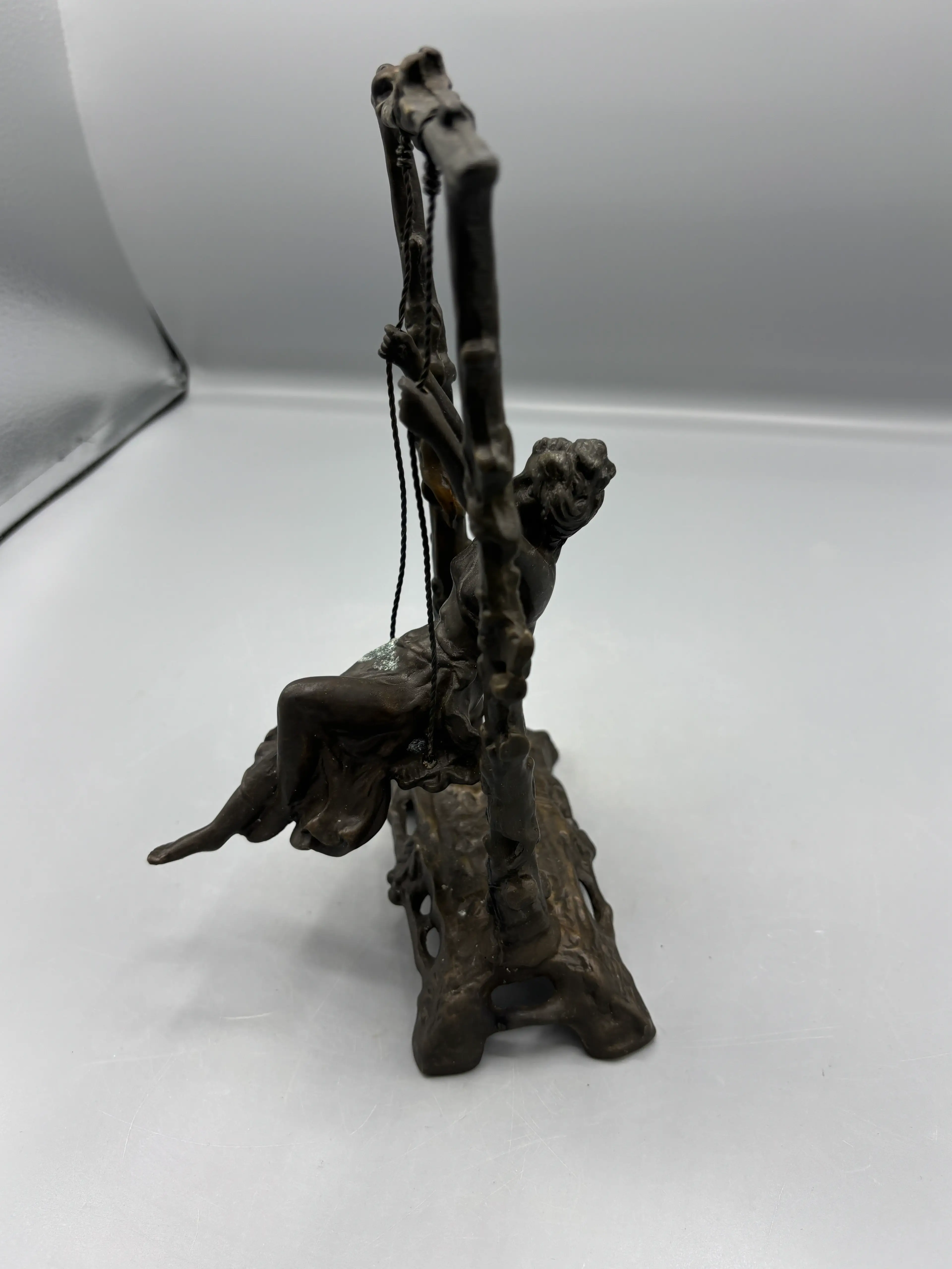 Image 3 of 7